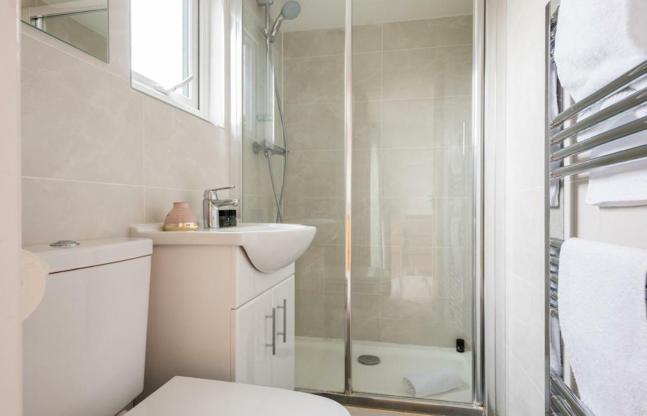 The Canary Way - Contemporary 4Bdr Home With Parking Oxford Dış mekan fotoğraf
